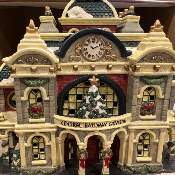 Christmas Village Mervyn’s Central Railway Station